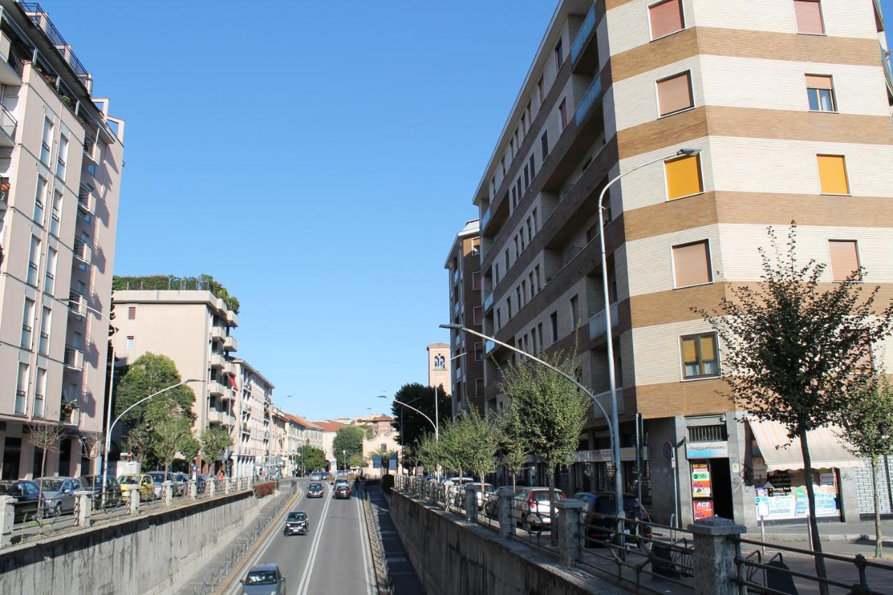 L'Appartamento Della Stazione Di Saronno Exterior photo